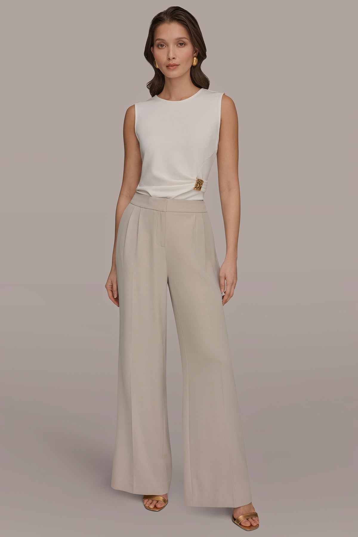 MID-RISE PLEATED WIDE-LEG SUIT PANT