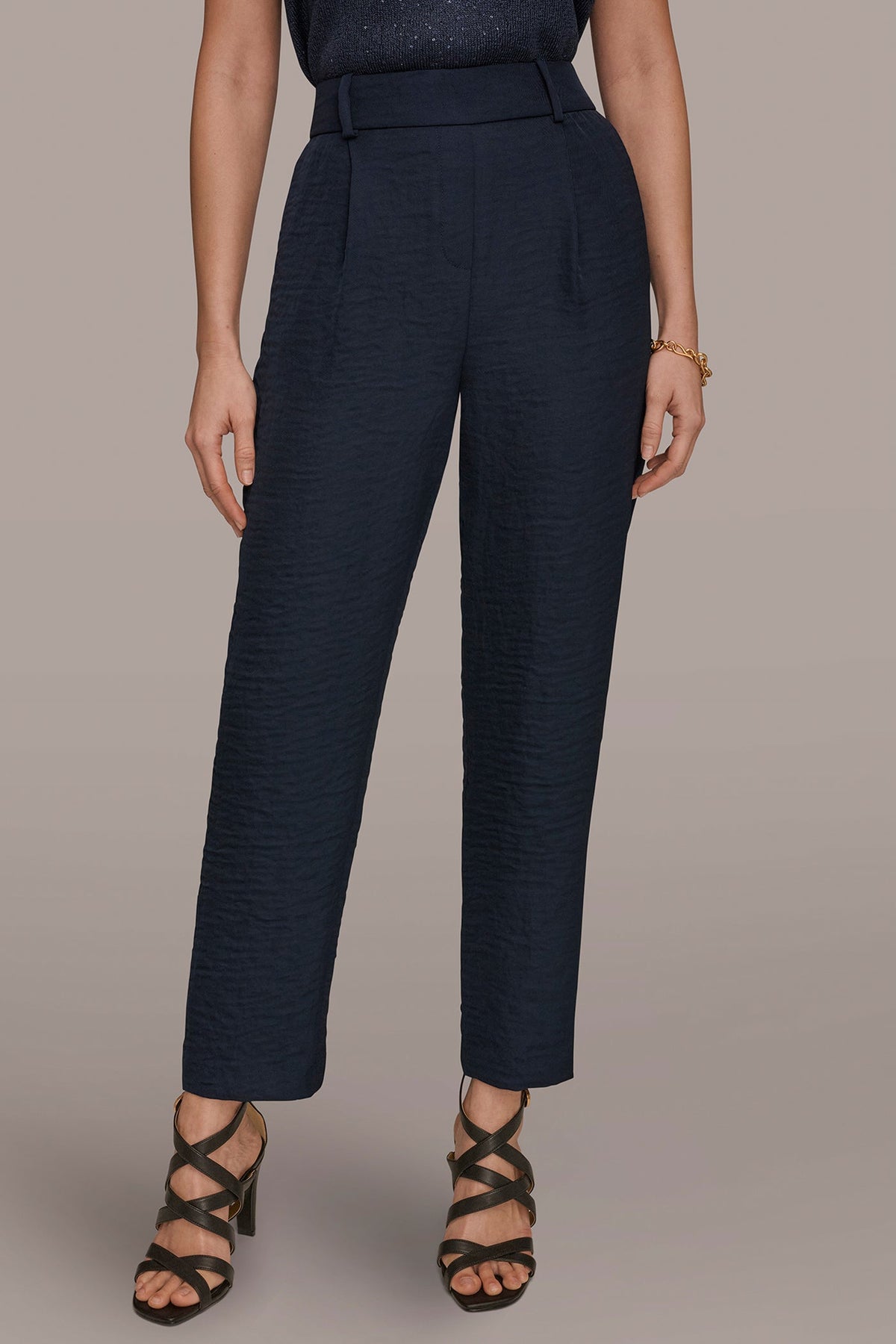 PLEATED STRAIGHT PANT