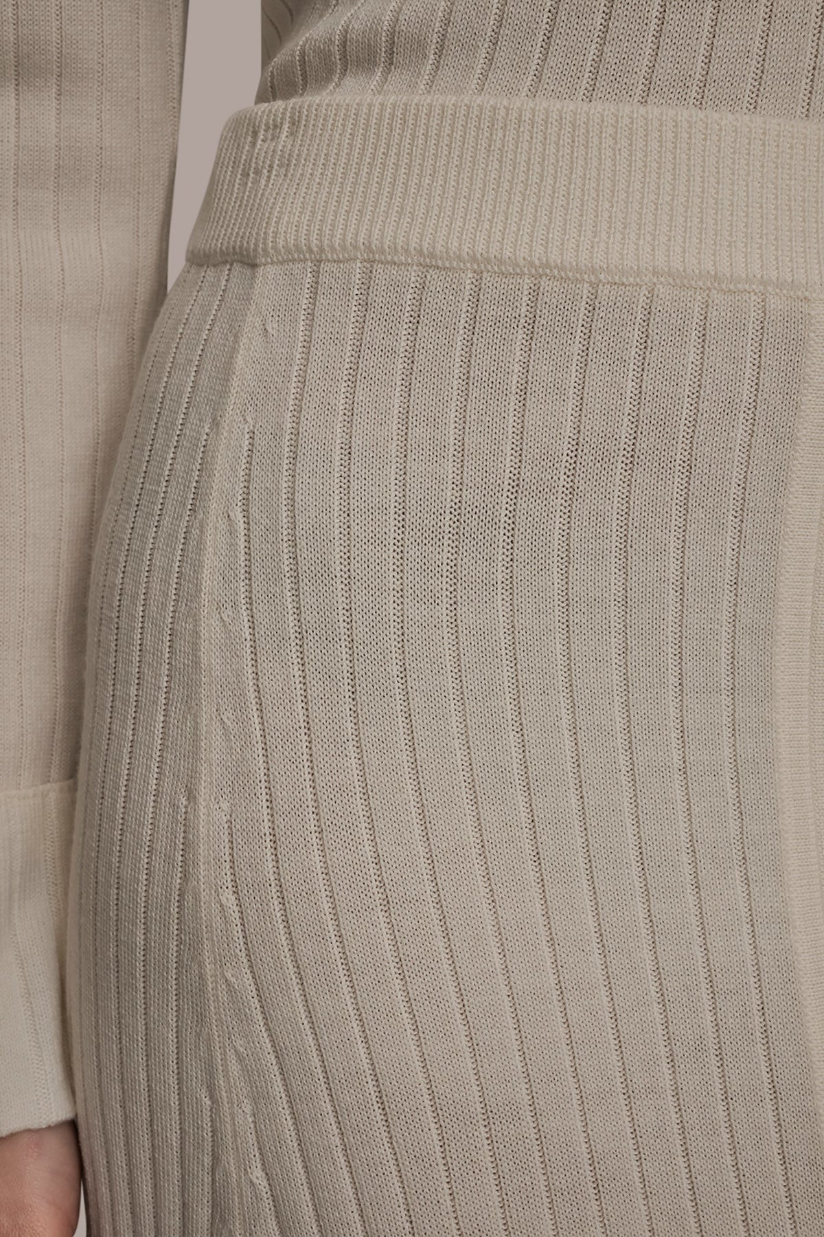 SEAMED MIDI A-LINE SWEATER SKIRT