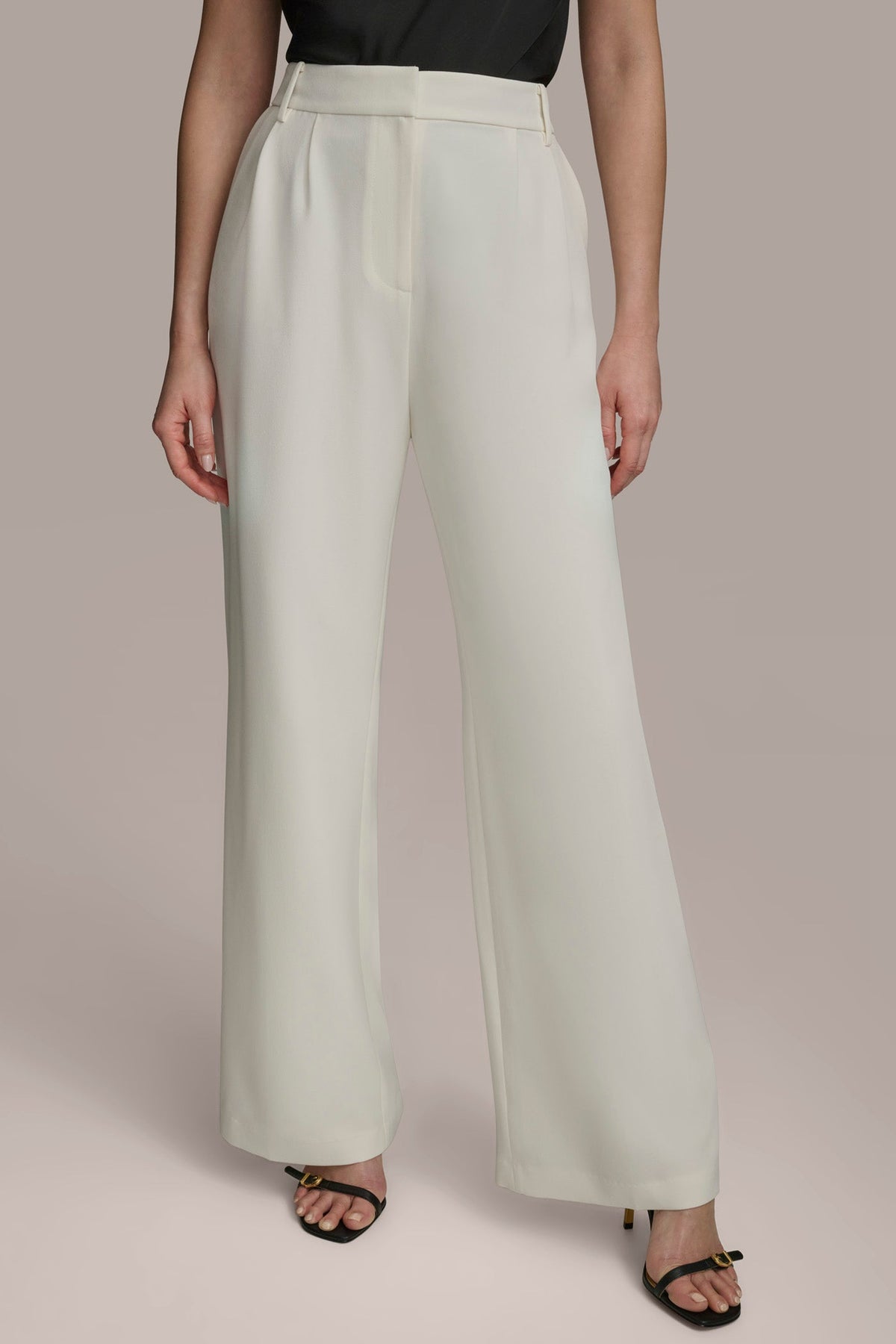 WIDE PANT WITH PLEATS