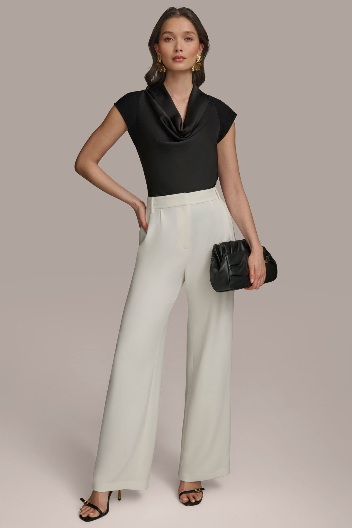 WIDE PANT WITH PLEATS