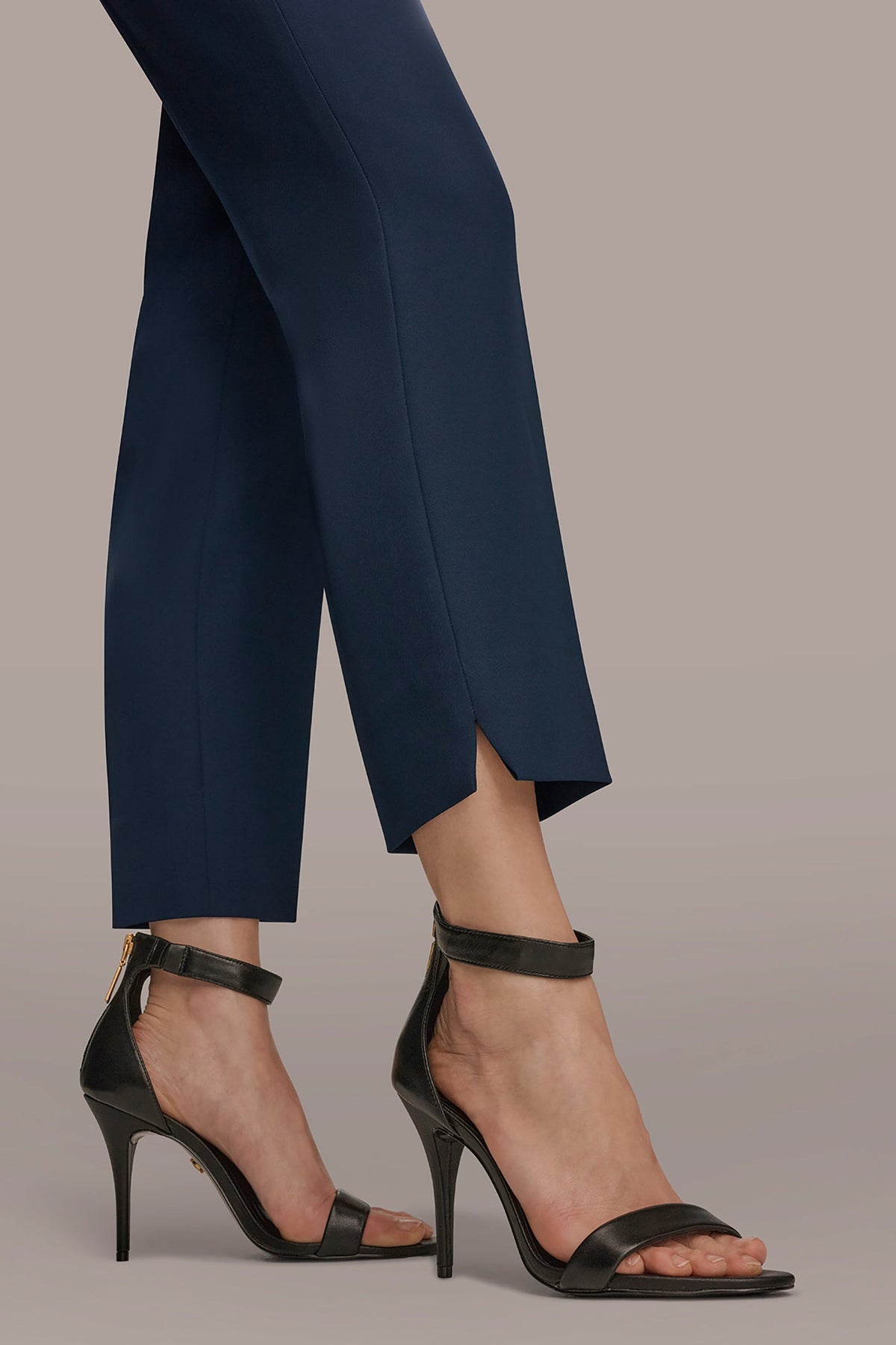 MID-RISE SLIM ANKLE PANT