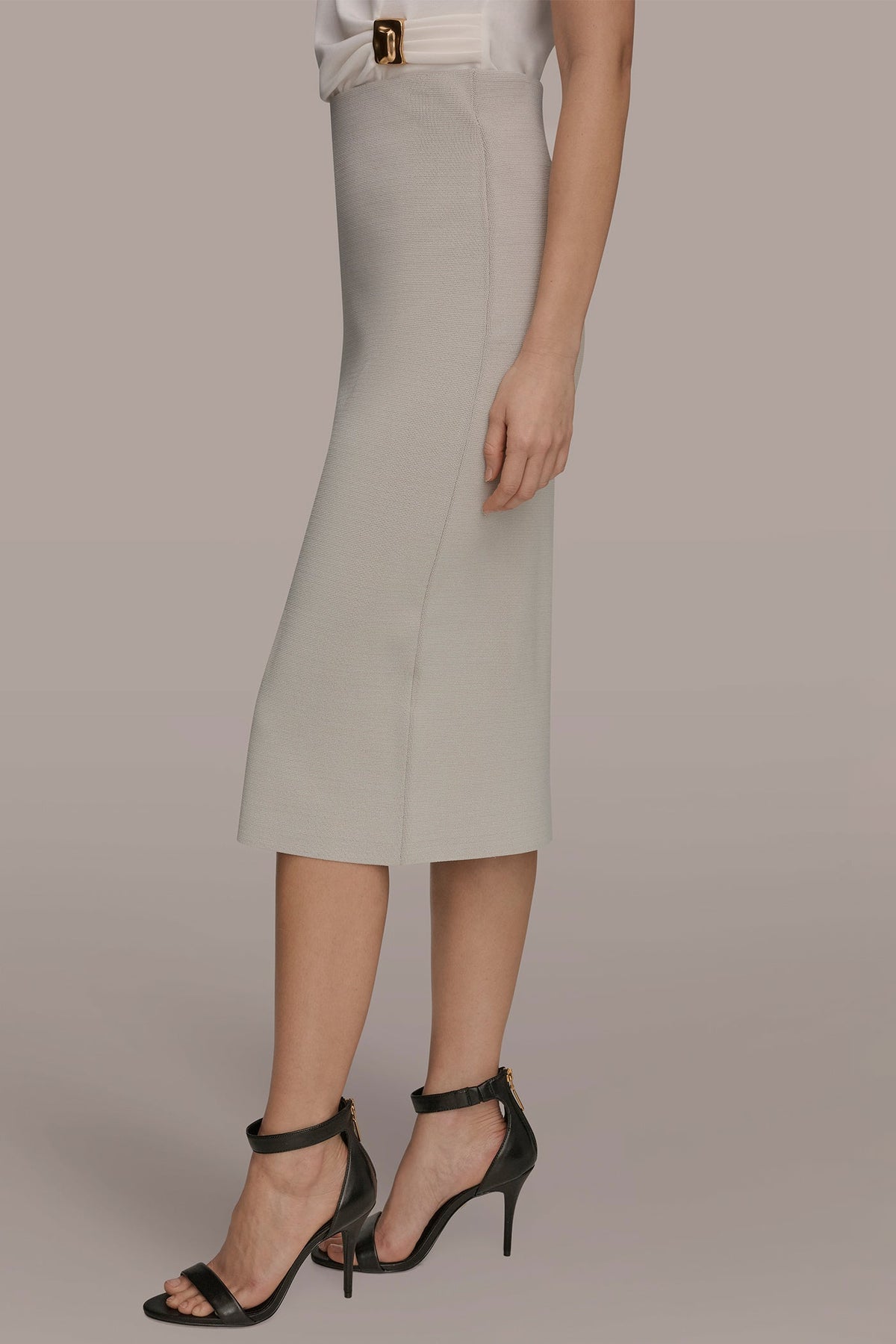 SWEATER SUIT PENCIL SKIRT