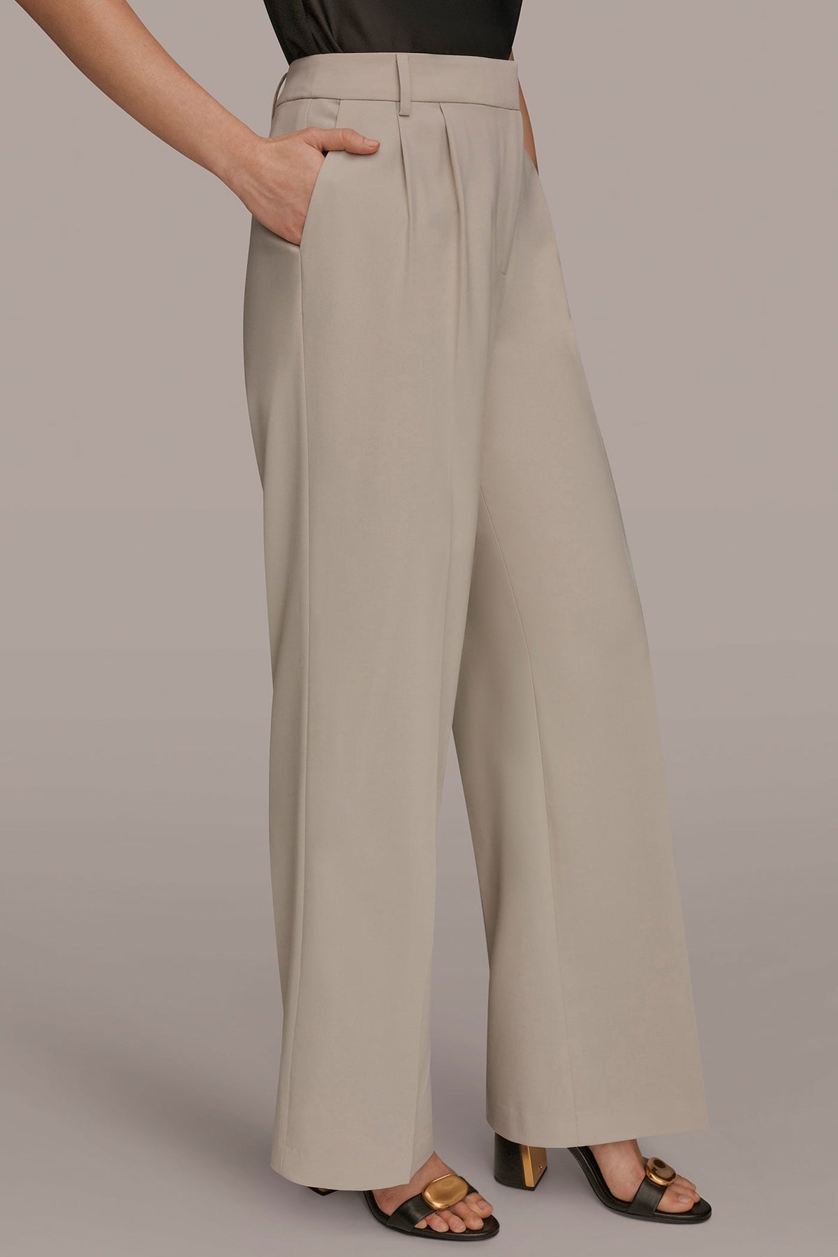 PLEATED WIDE LEG PANT