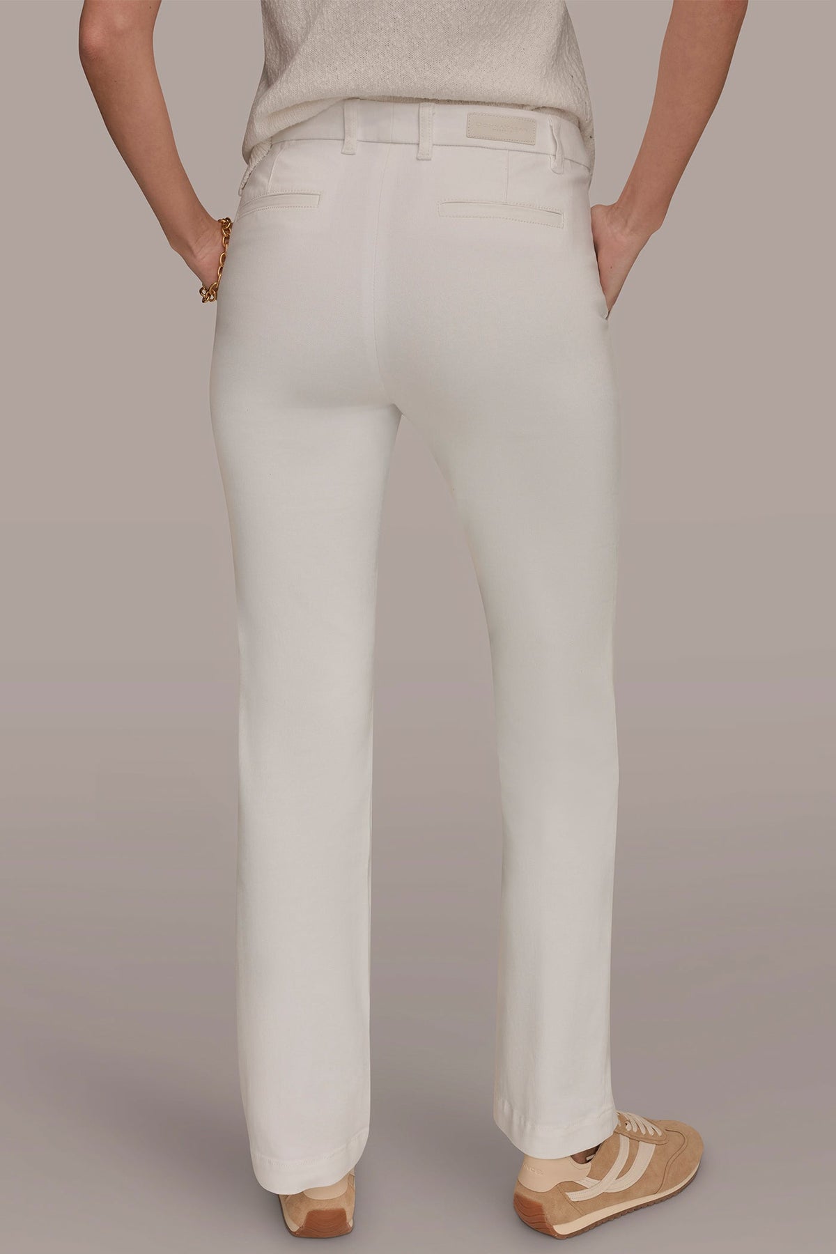 THE DONNA MID-RISE MODERN TROUSER JEAN