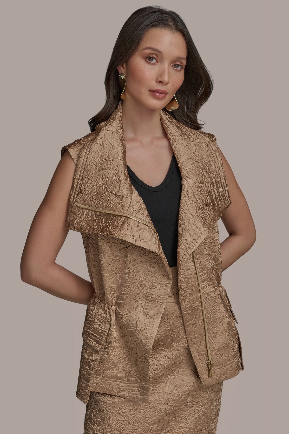 TEXT ZIP FRONT VEST
