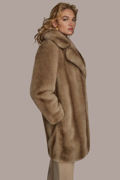LUXE FAUX FUR COAT