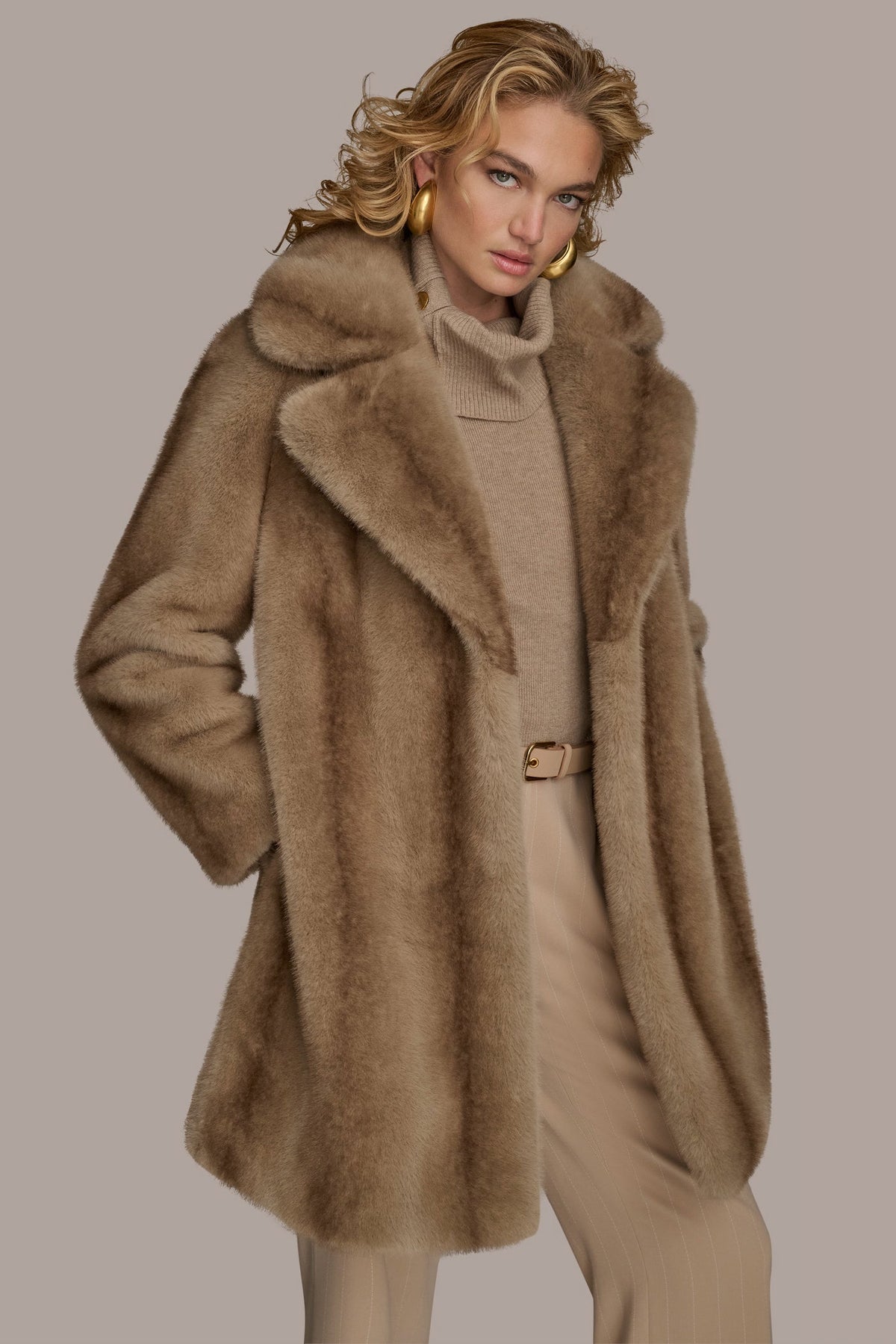 LUXE FAUX FUR COAT