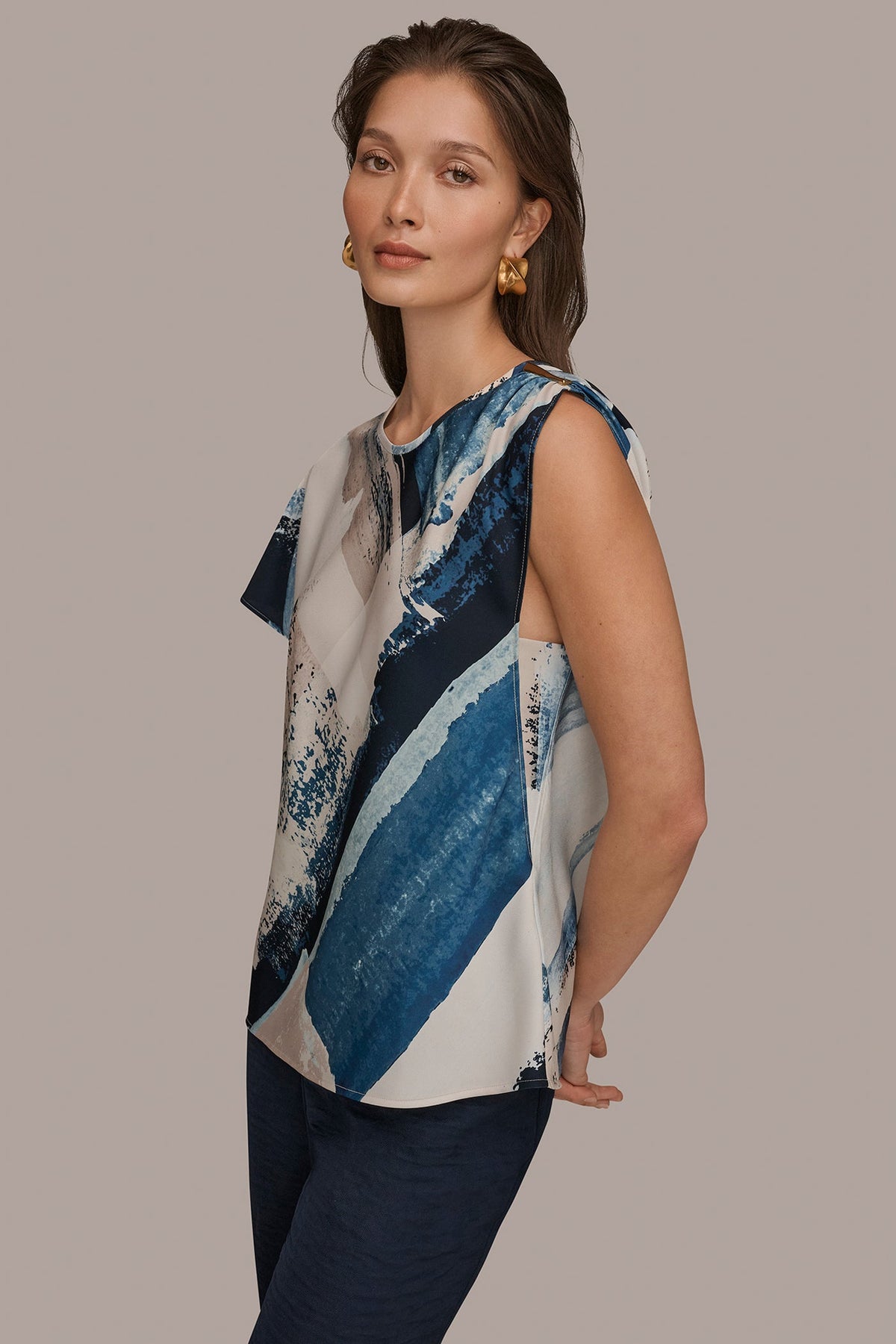 ASYMMETRICAL SHOULDER BLOUSE