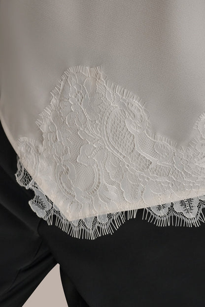 SLEEVELESS LACE-TRIM CREPE BLOUSE