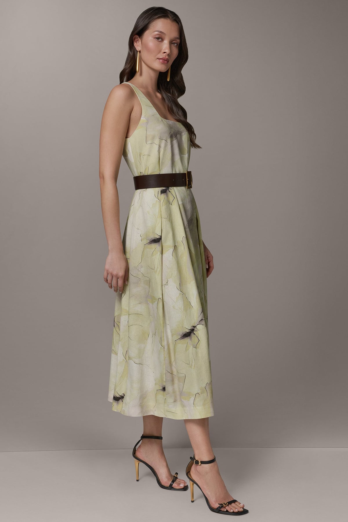 SLEEVELESS SQUARE NECK PRINTED BELTED MIDI FIT AND FLARE DRESS