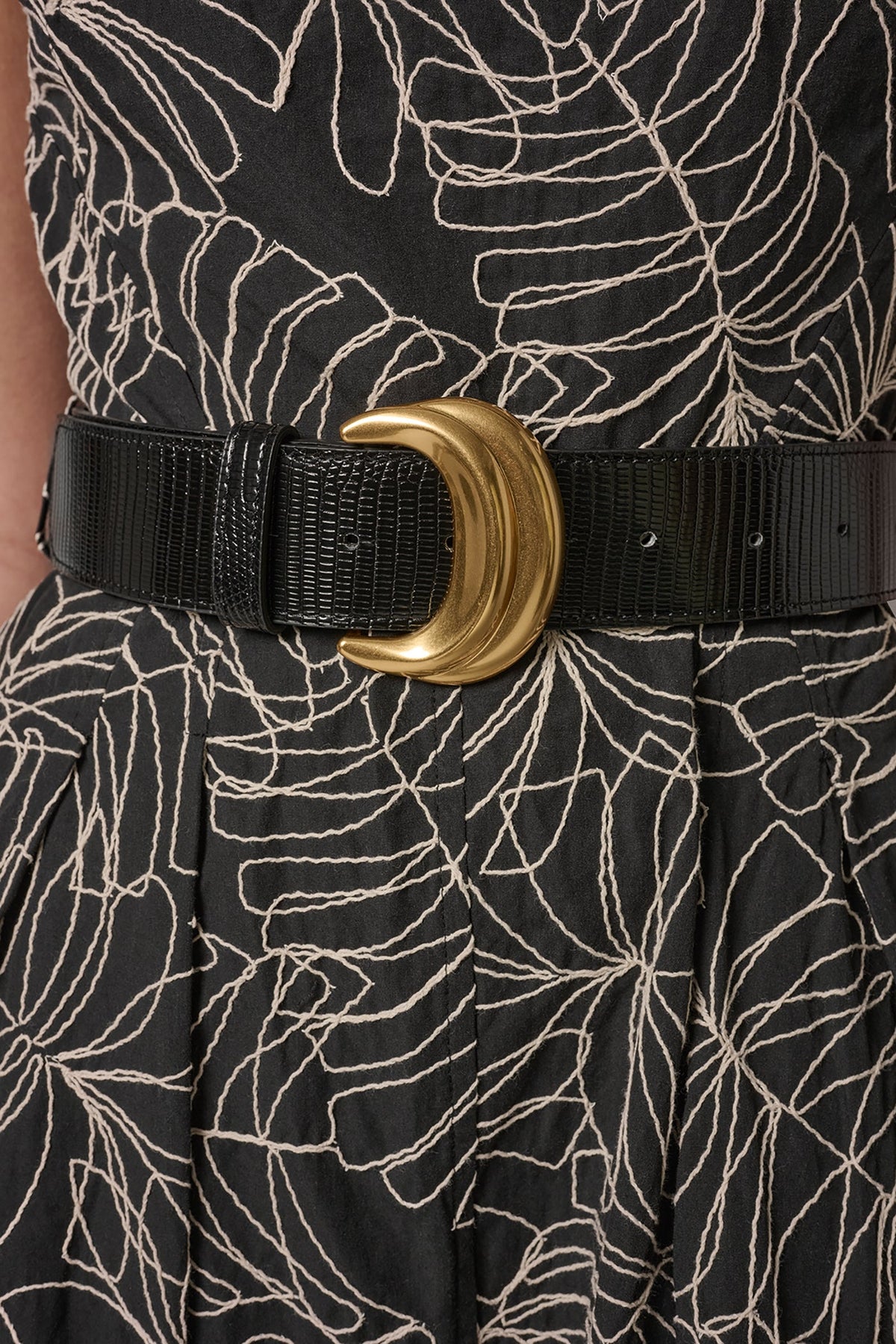 SLEEVELESS PLEATED MIDI A-LINE DRESS