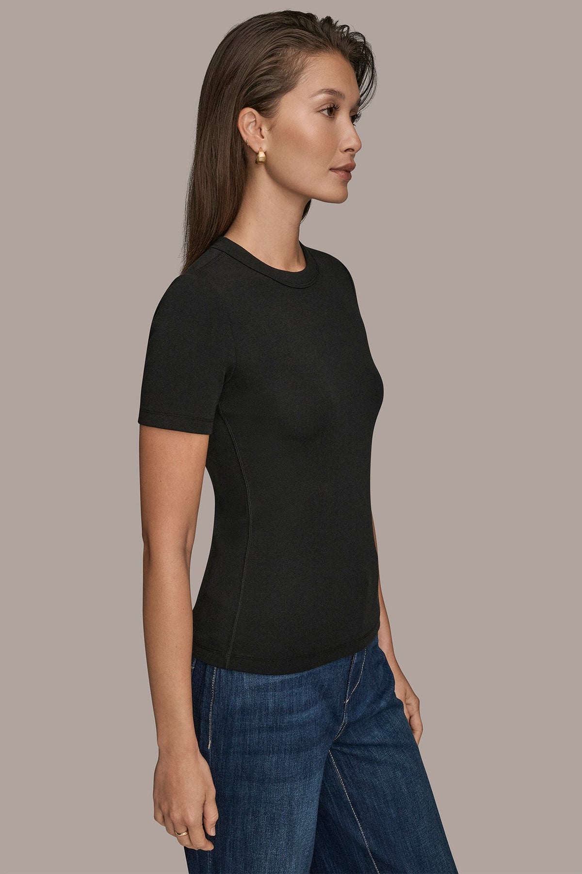 SHORT SLEEVE CREW NECK TEE