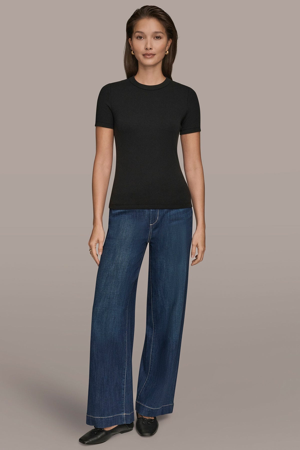 SHORT SLEEVE CREW NECK TEE