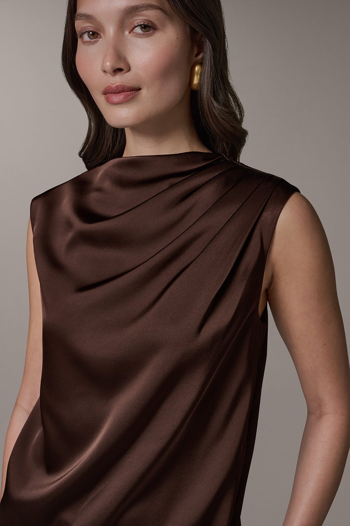 PLEATED SHOULDER BLOUSE