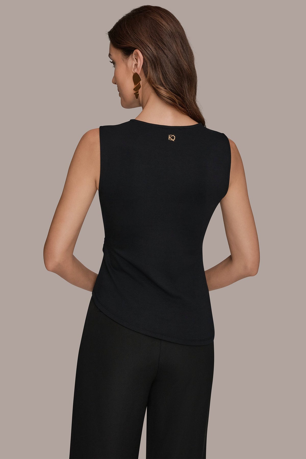 ASYMMETRIC HEM BLOUSE