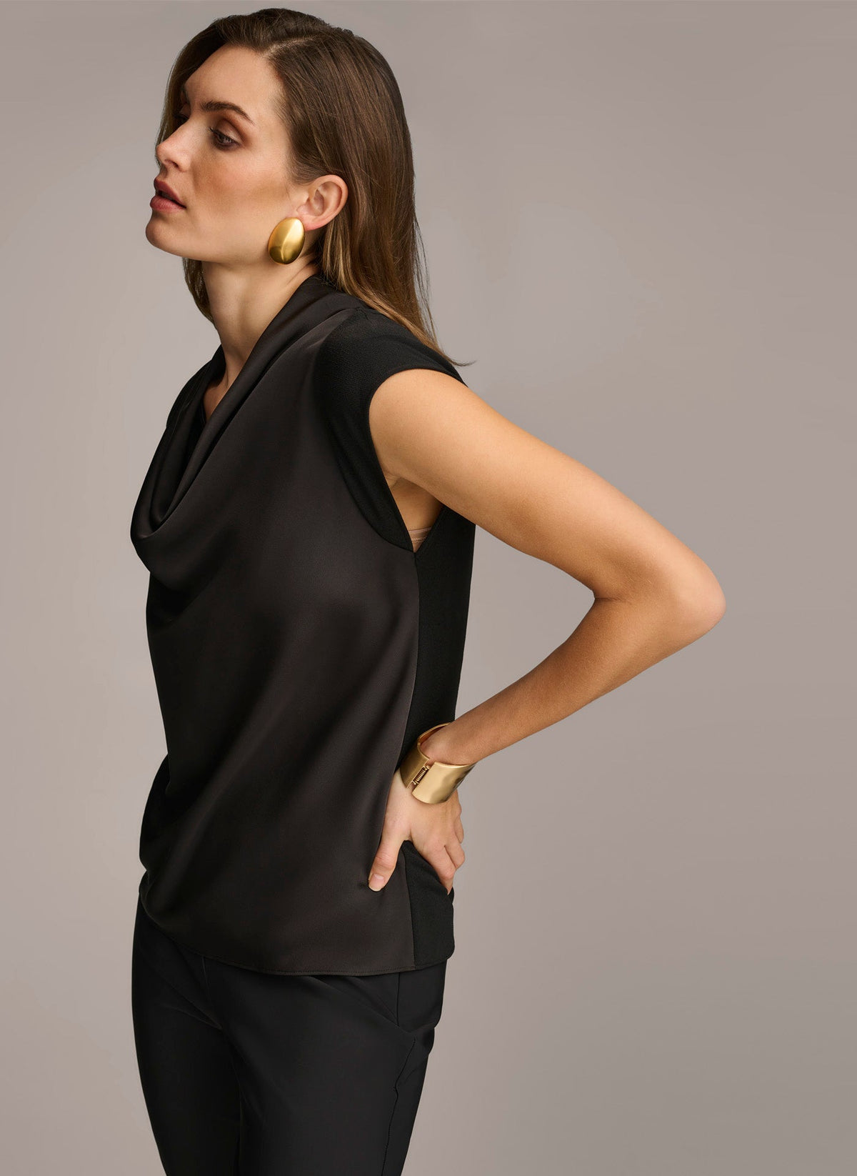 SLEEVELESS COWL NECK TOP