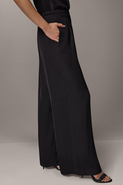 EXTRA HIGH-RISE PLEATED RELAXED PULL-ON PANT