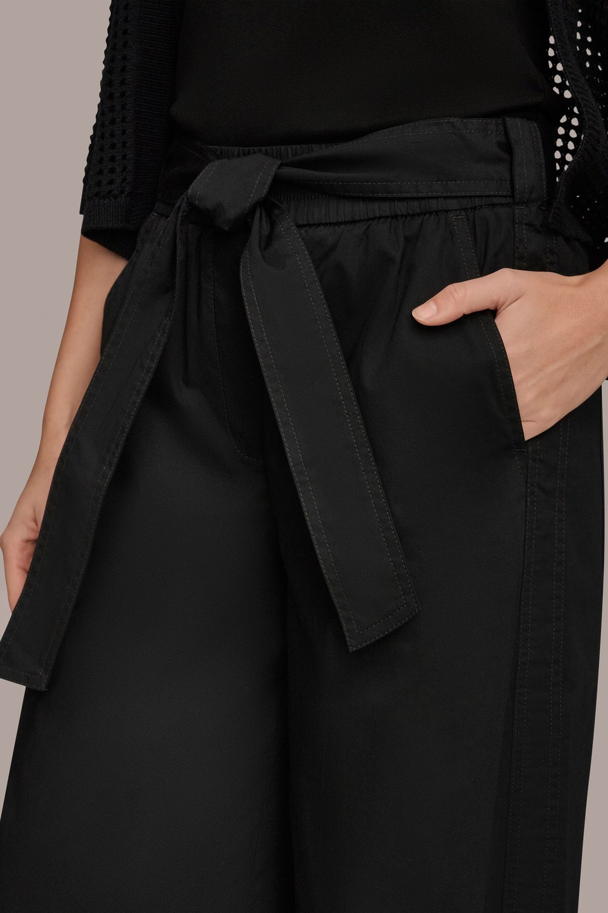 CROPPED MID-RISE WIDE-LEG PANT