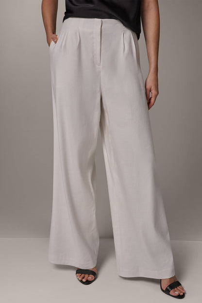 EXTRA HIGH-RISE PLEATED WIDE-LEG PANT