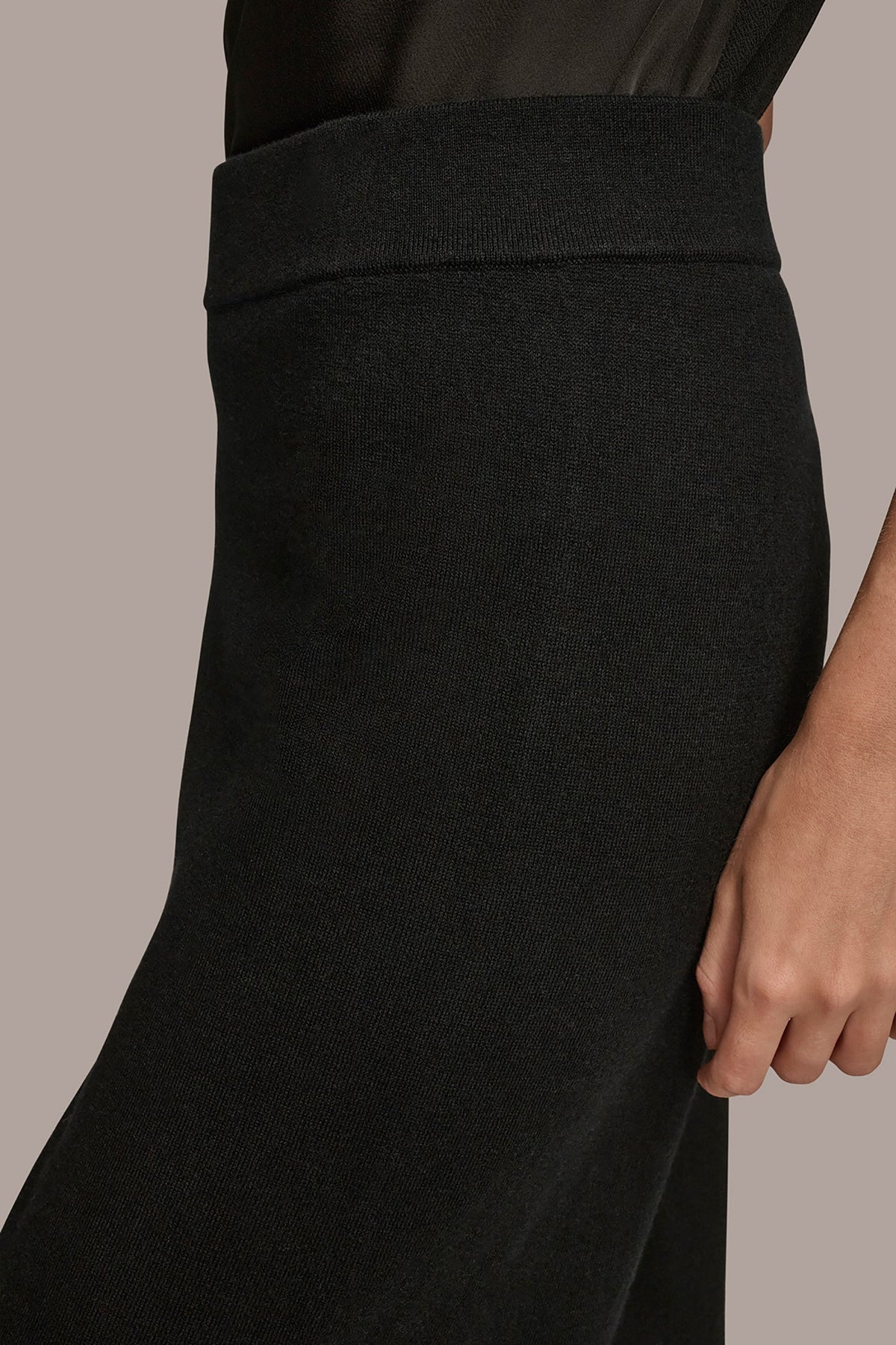 HIGH-RISE WIDE-LEG SWEATER ANKLE PANT