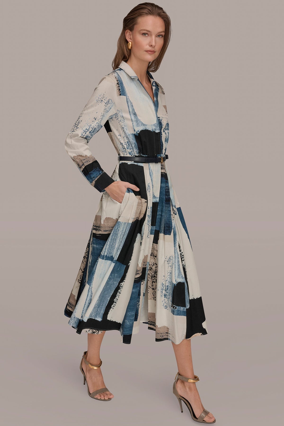 LONG SLEEVE BUTTON FRONT DRESS