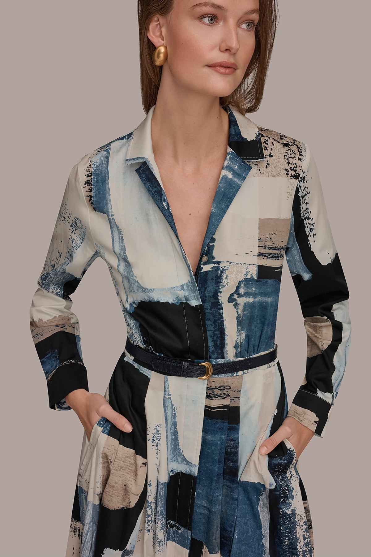 LONG SLEEVE BUTTON FRONT DRESS