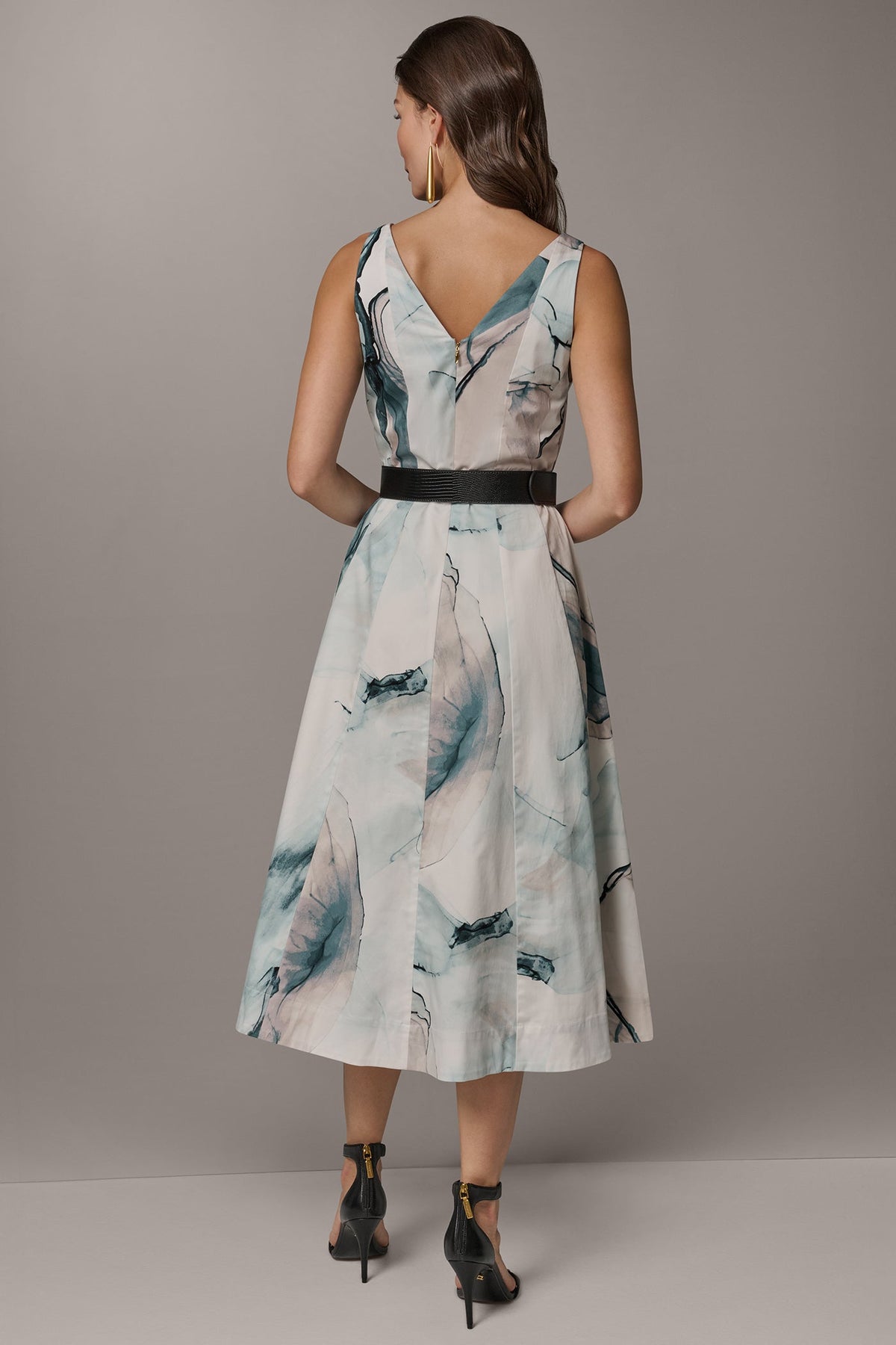 STRETCH-COTTON PRINTED MIDI FIT AND FLARE DRESS