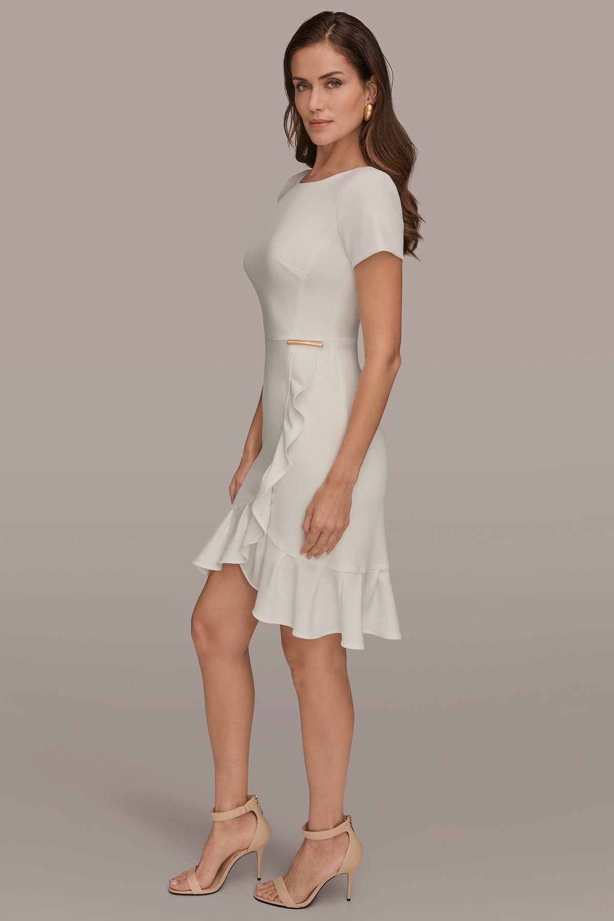 SHORT SLEEVE RUFFLE SHEATH DRESS