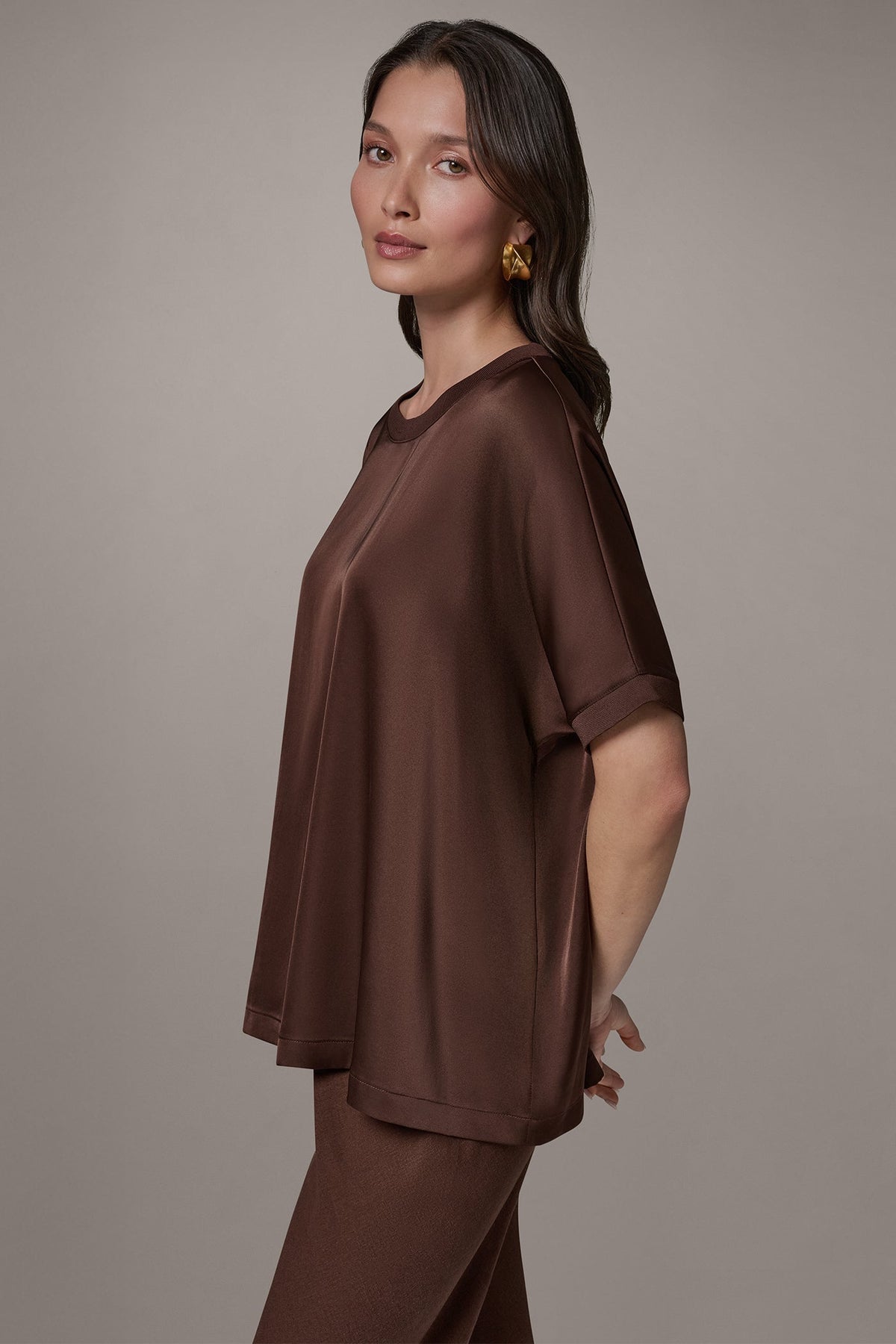 DOLMAN SLEEVE BLOUSE