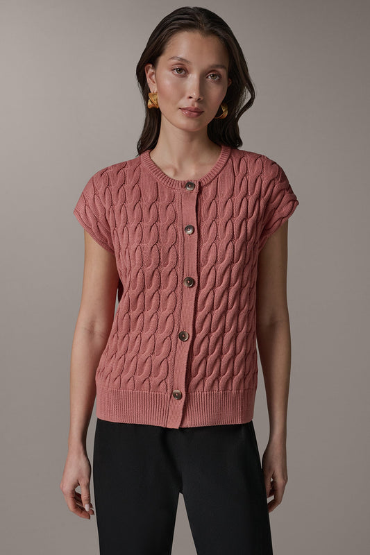 SLEEVELESS CABLE KNIT VEST