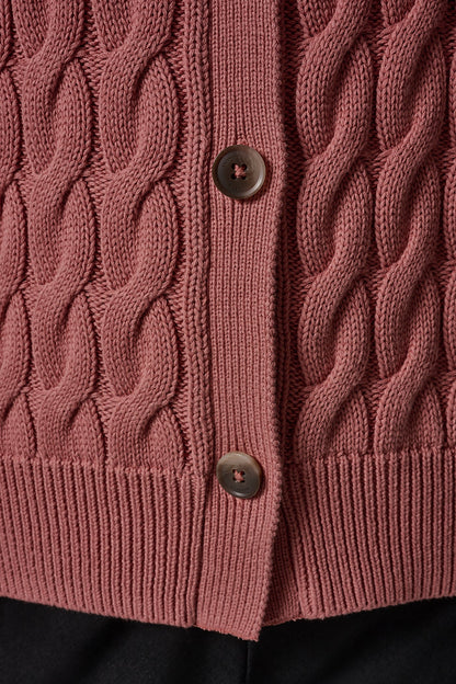 SLEEVELESS CABLE KNIT VEST