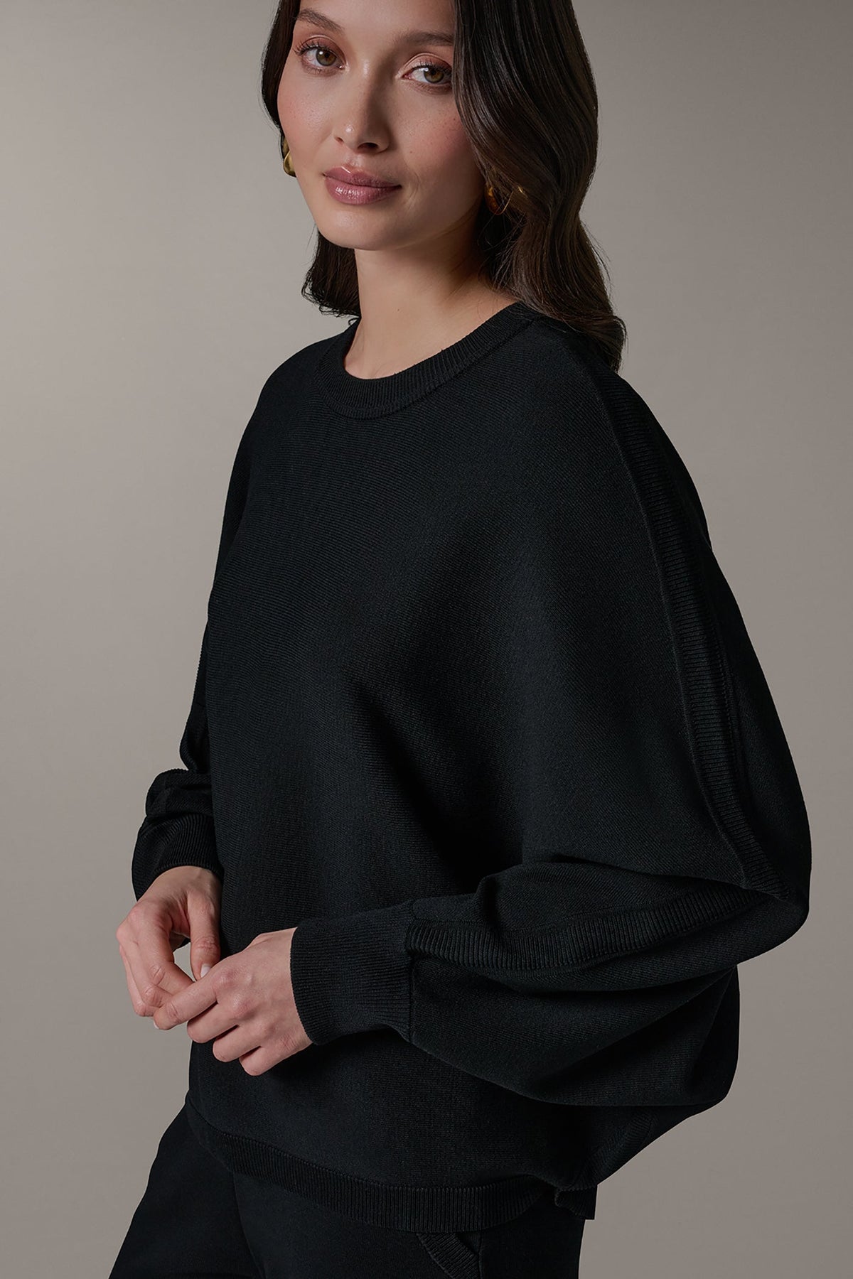 LONG DOLMAN SLEEVE SWEATER