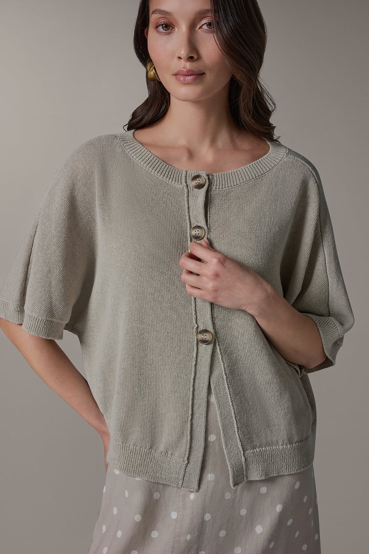SHORT SLEEVE EASY CARDIGAN