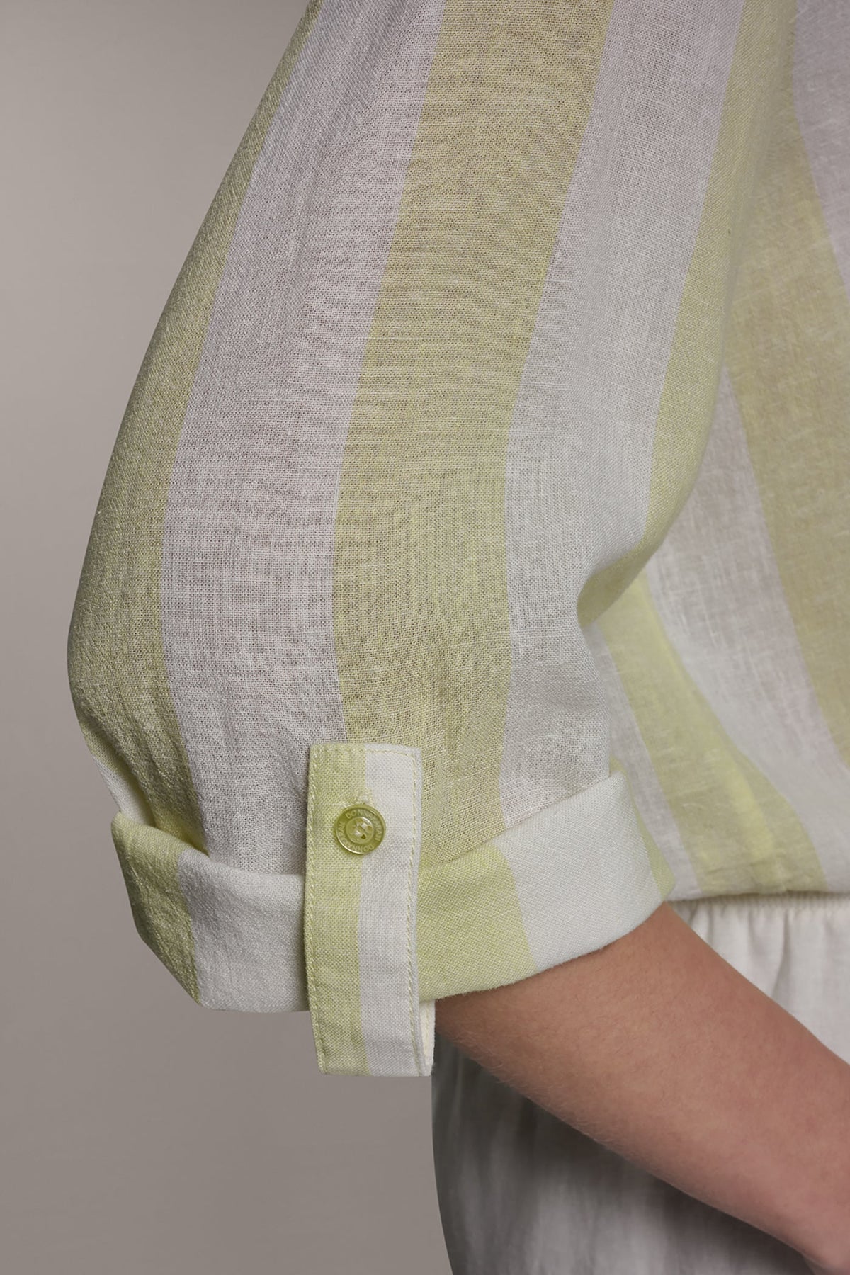 LONG SLEEVE TIE-FRONT BLOUSE