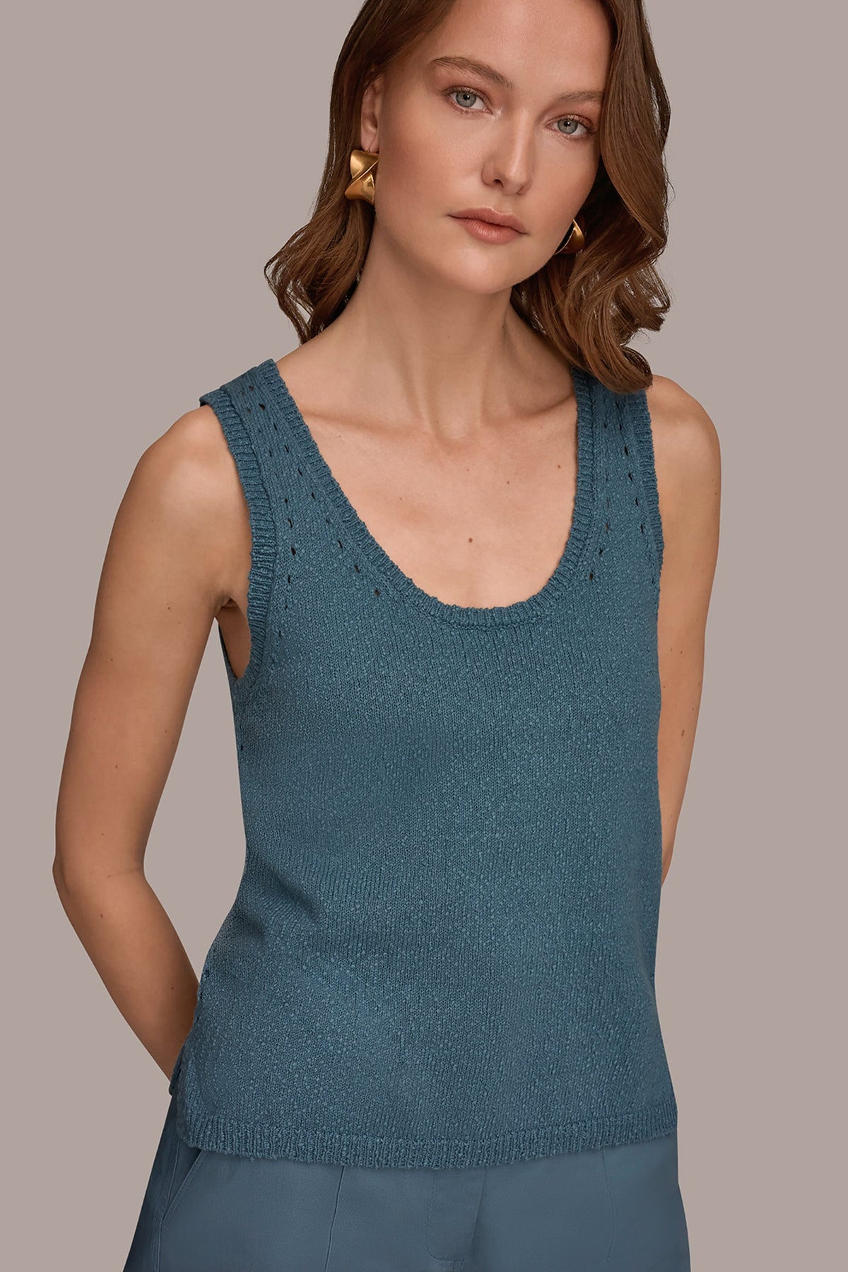 SLEEVELESS POINTELLE STITCH TANK