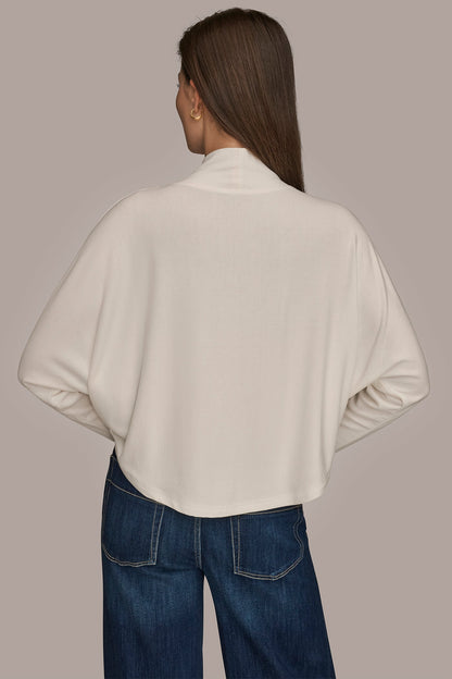MOCK-NECK TOP