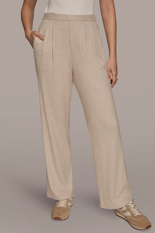 HIGH-RISE PLEATED PANT