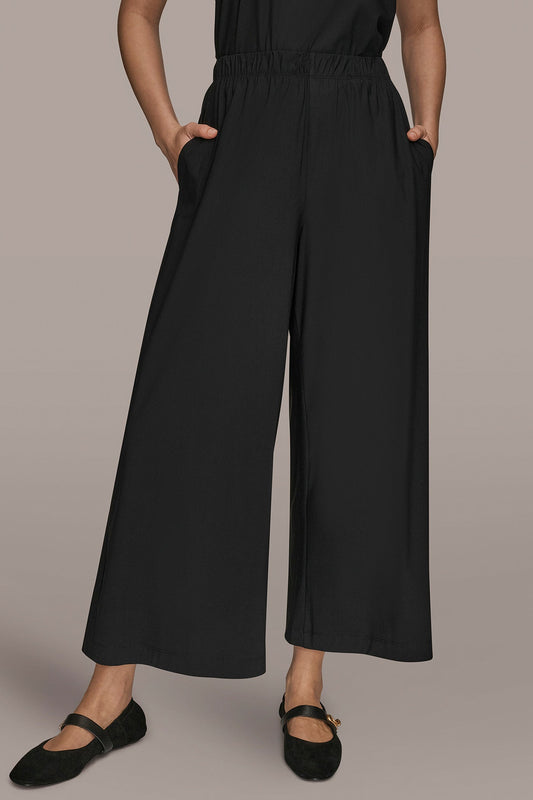 THE MODERN TRAVEL MID-RISE RELAXED ANKLE PANT