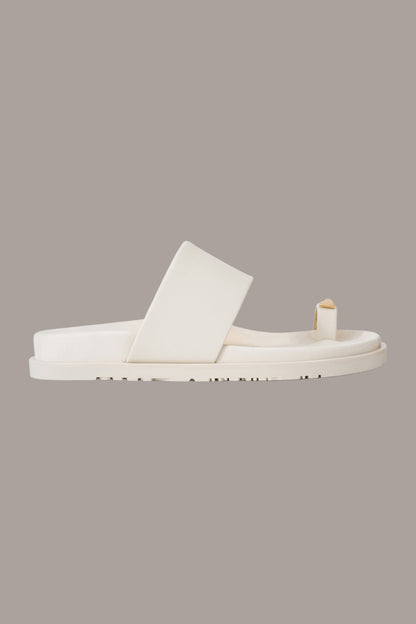 HOOPER FLAT SANDAL