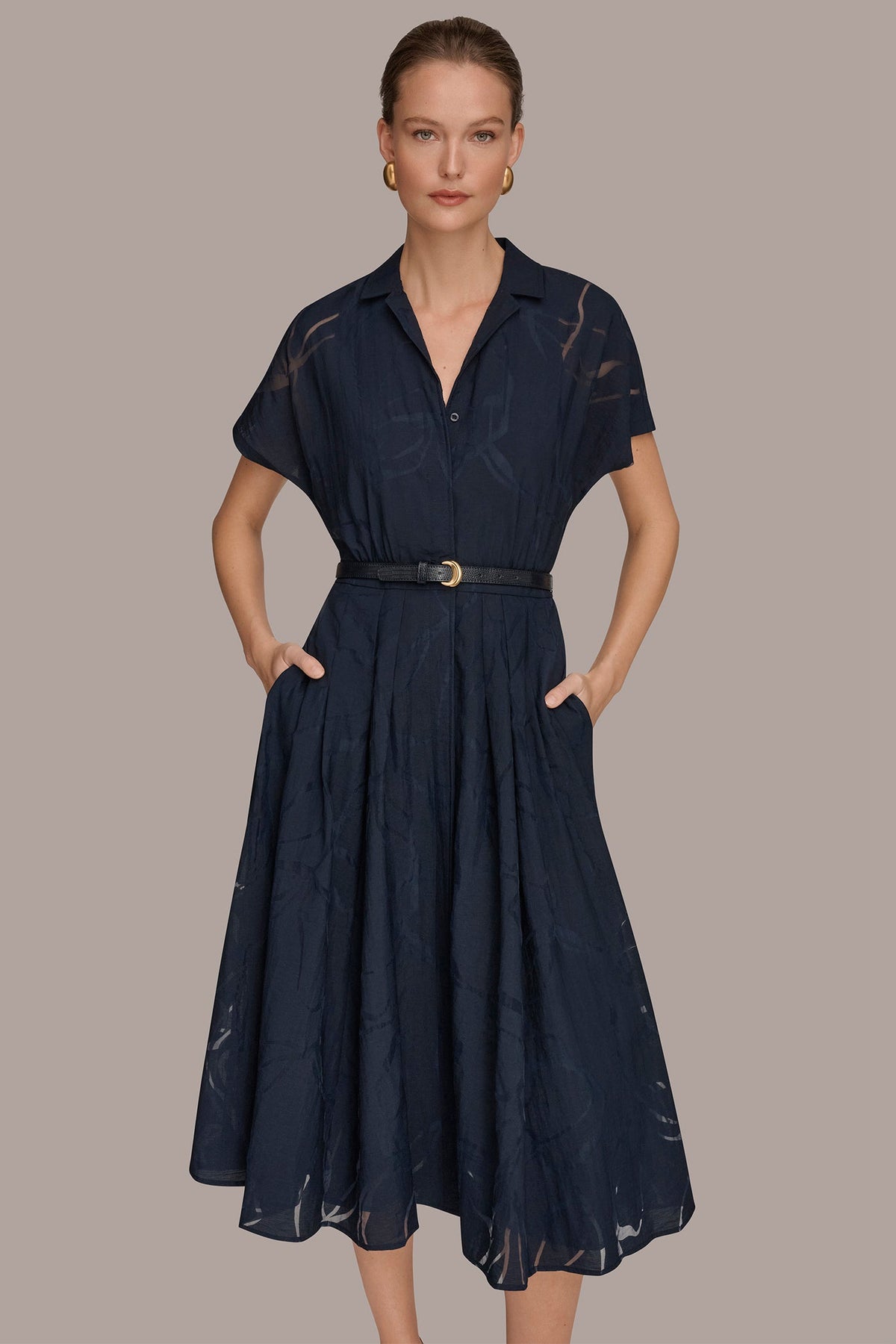 SHORT-SLEEVE SHIRT DRESS