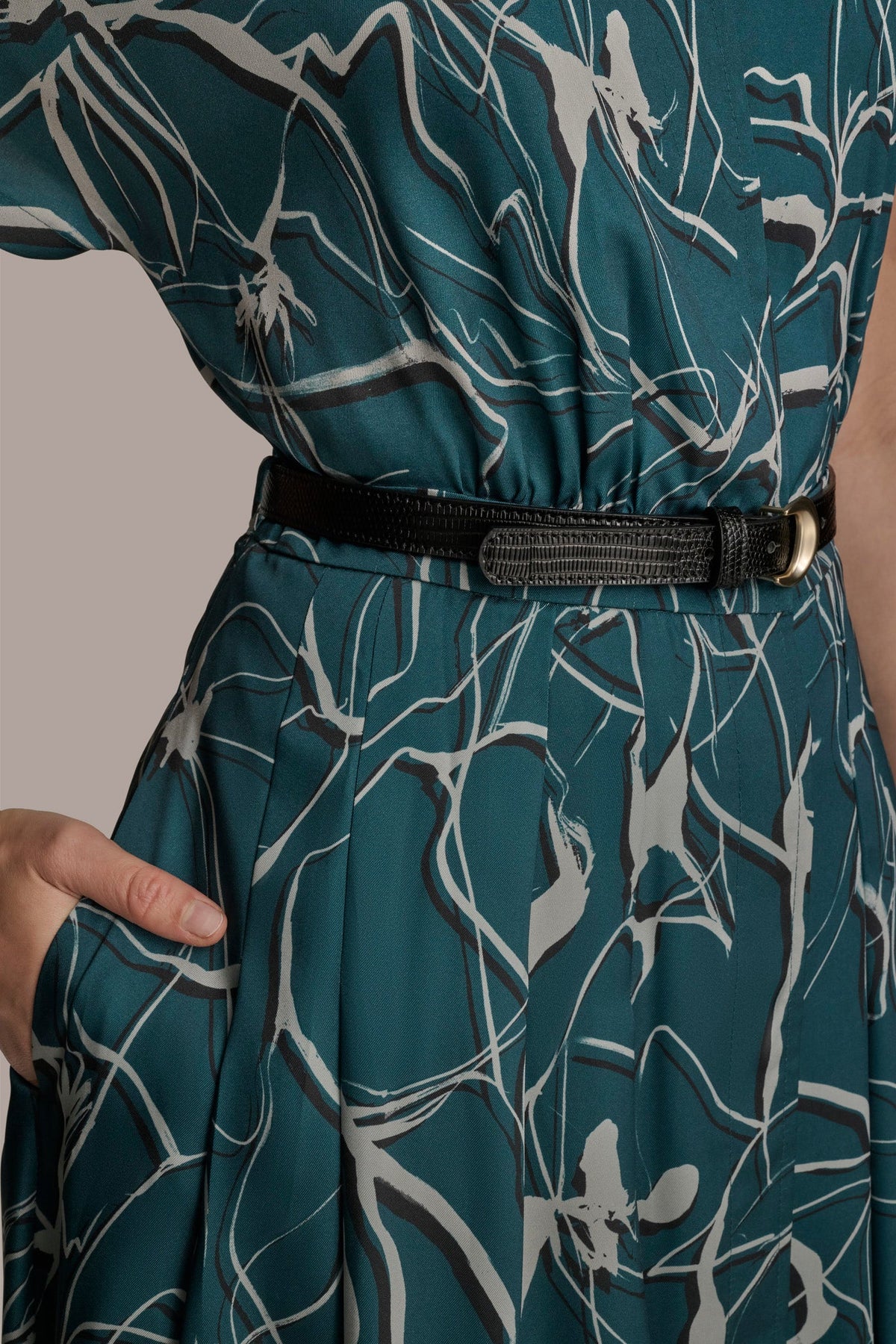 SHORT SLEEVE FLORAL MIDI SHIRT DRESS