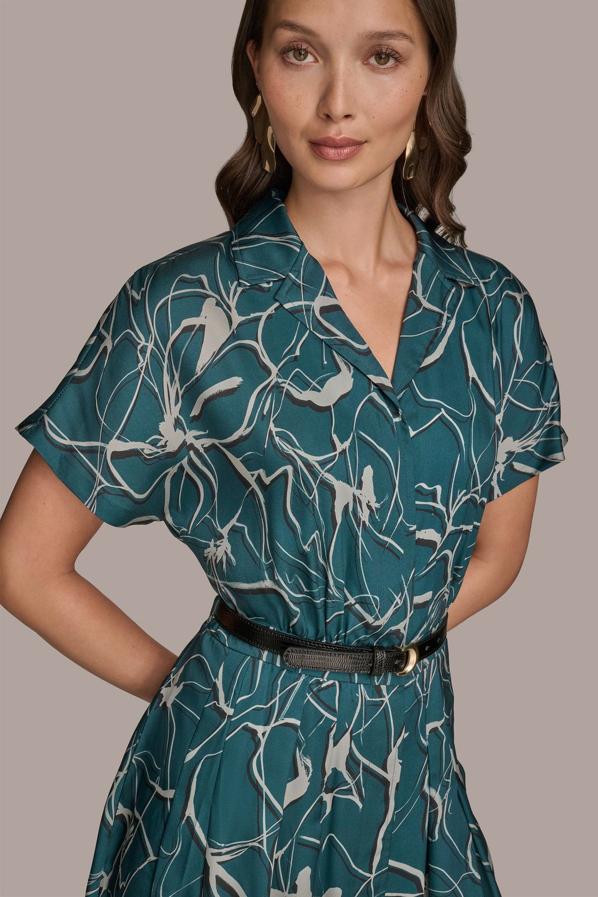 SHORT SLEEVE FLORAL MIDI SHIRT DRESS