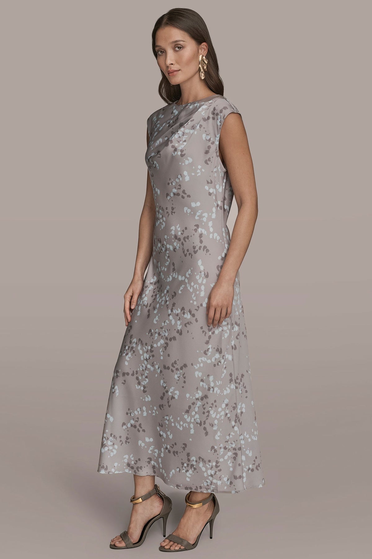 CAP SLEEVE V-NECK PRINTED MIDI DRESS