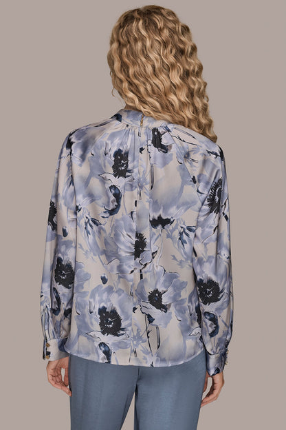 BUTTON-NECK BLOUSE