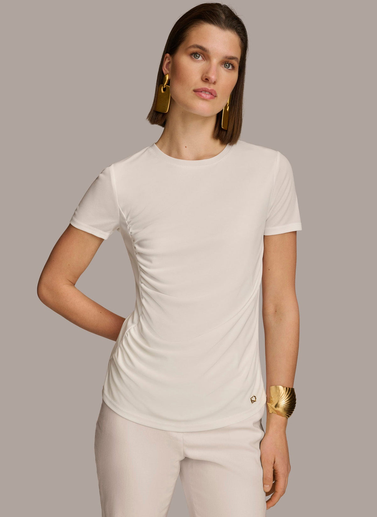 CREW NECK RUCHED TEE