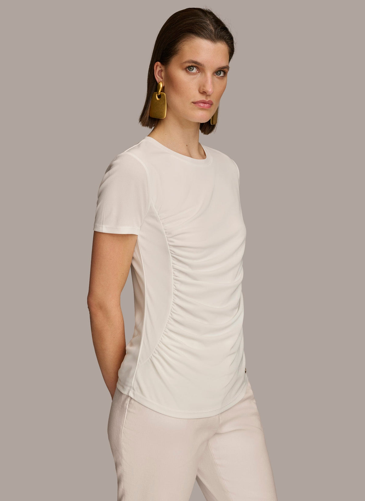 CREW NECK RUCHED TEE