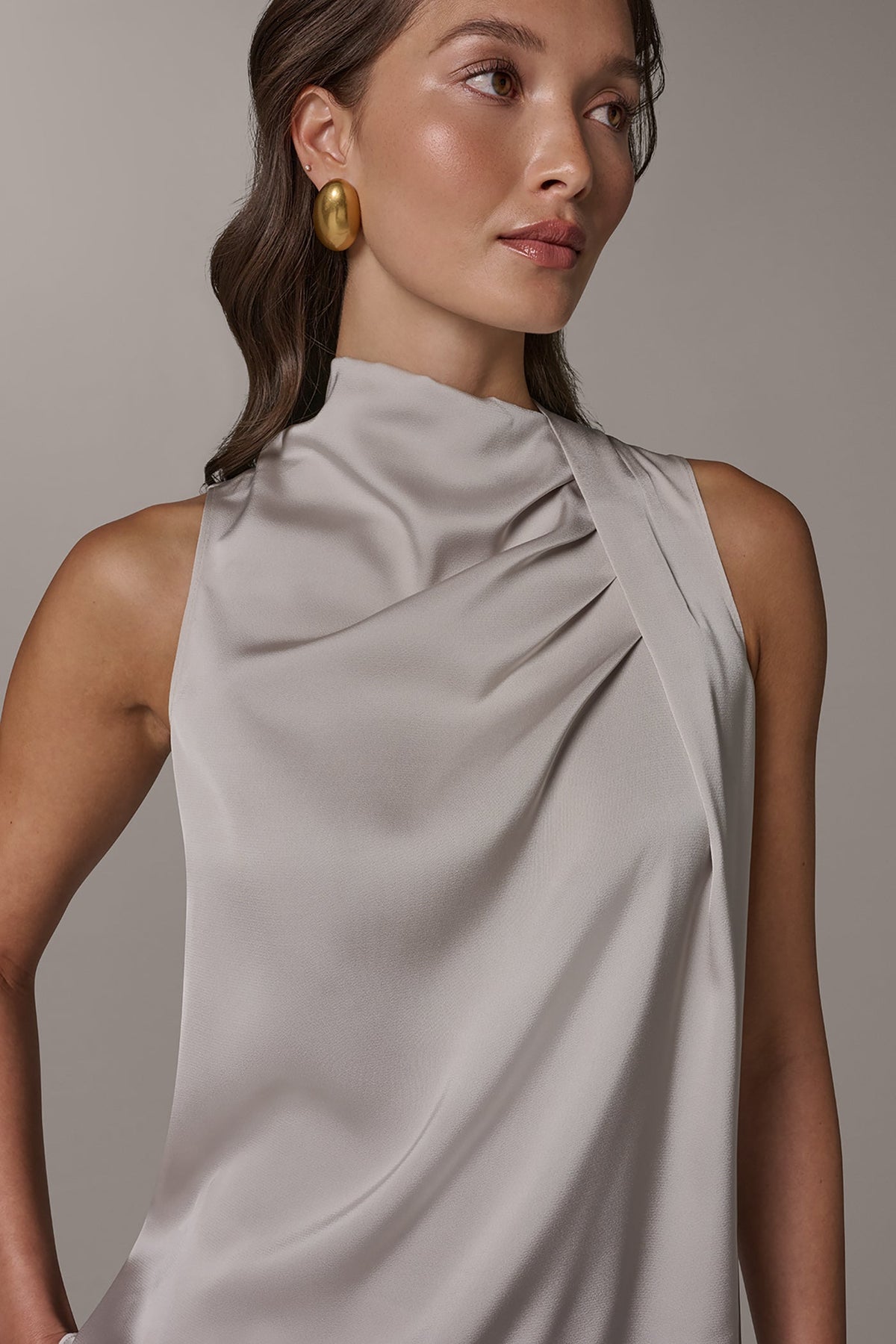 TWIST DRAPE SHOULDER BLOUSE