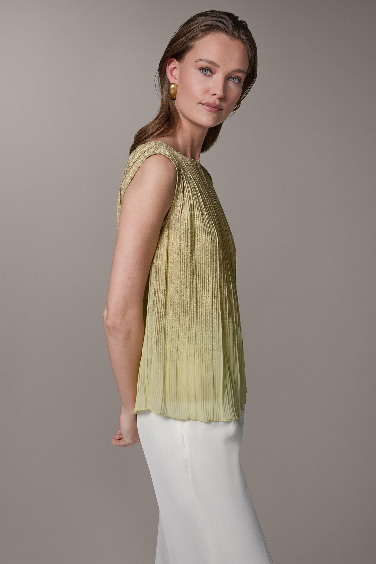 SLEEVELESS METALLIC BLOUSE