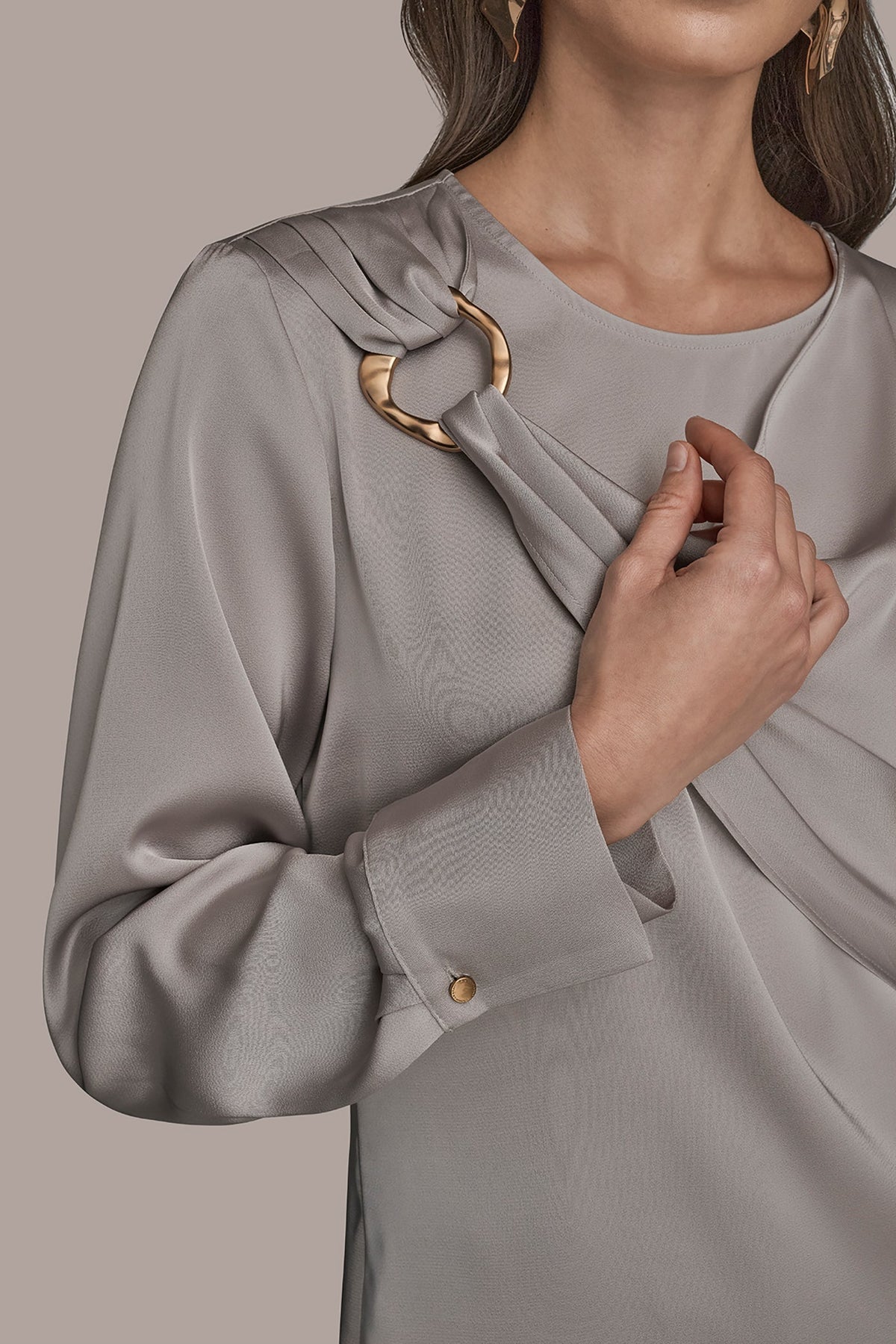 LONG SLEEVE DRAPE BLOUSE